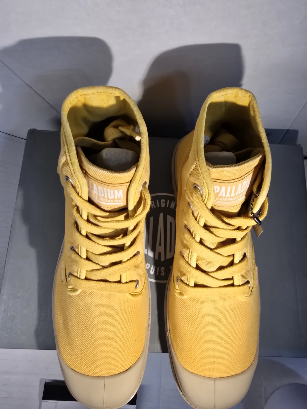 Palladium Women Yellow Canvas Lace-up boots/sneakers - Picture 1 of 9